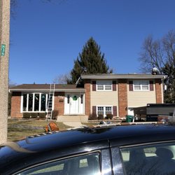 Gutter Services In Joliet Yelp Berg Roofing Home Improvements