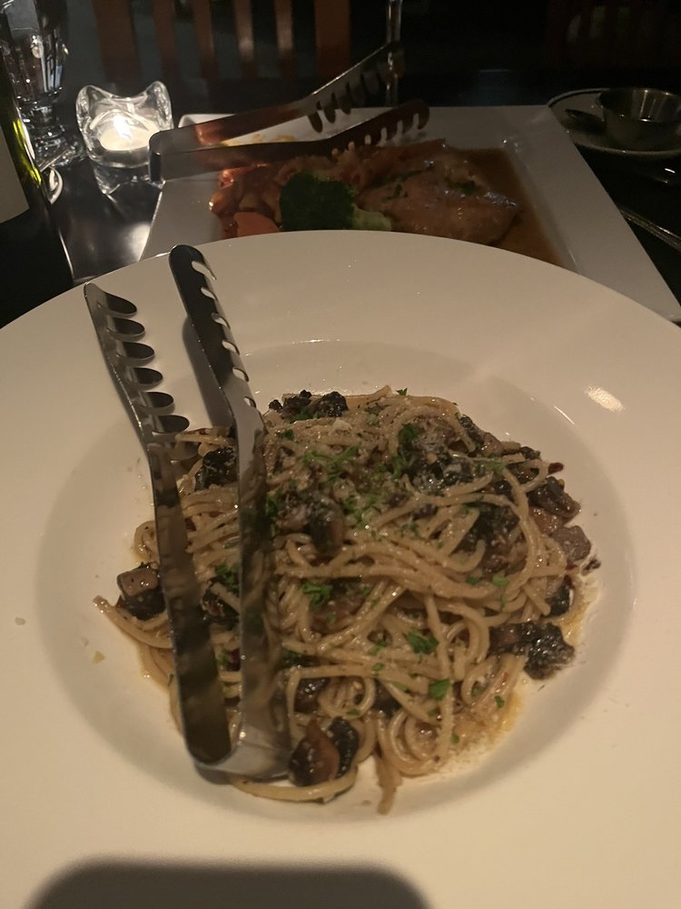 La Brezza Restaurant & Cafe