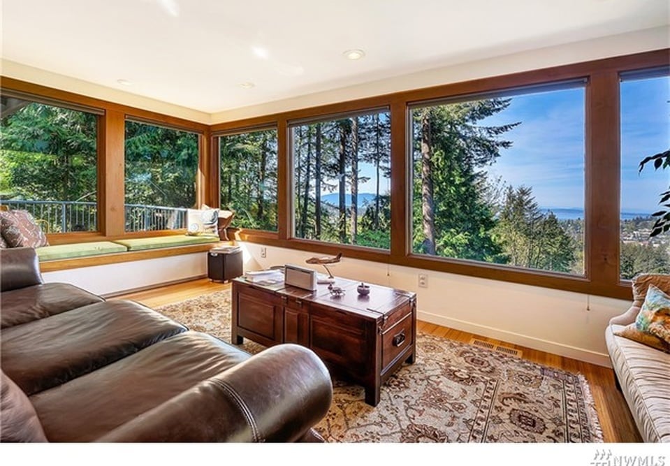 Jon Hansen, Realtors