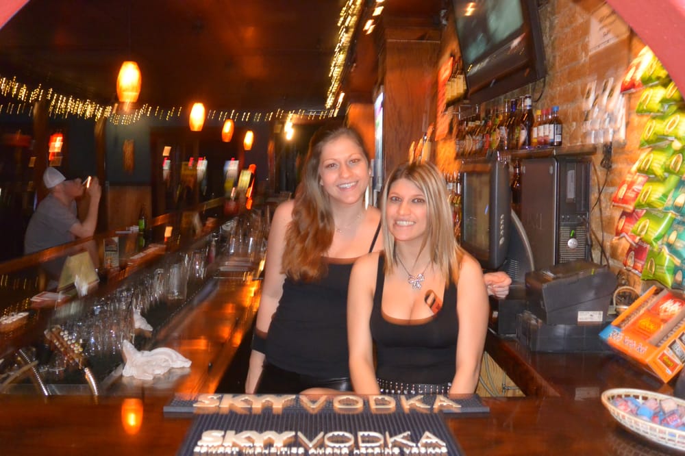 Main Street Bar & Billiards