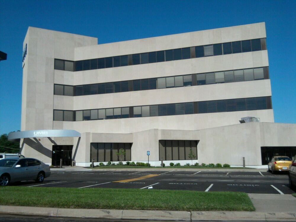 Umb Bank Banks & Credit Unions 1310 Carondelet Dr, Kansas City, MO