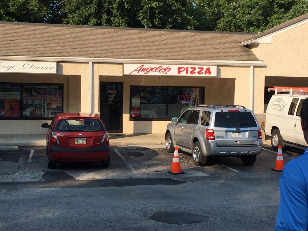 Angelo's Pizza
