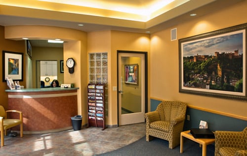 image of business Thomas & Roskos, DMD