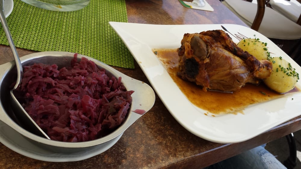 Koblenzer Krustchen Gebackene Schweinshaxe Mit Hausgemachten