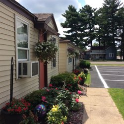 Pullman Motel Hotels 903 Hammond Ave Rice Lake Wi Phone Photo Of Pullman Motel Rice Lake Wi United States Front Rooms