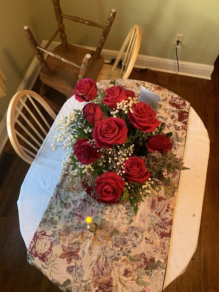 Flowers By Tammy At Ye Olde Towne Gate