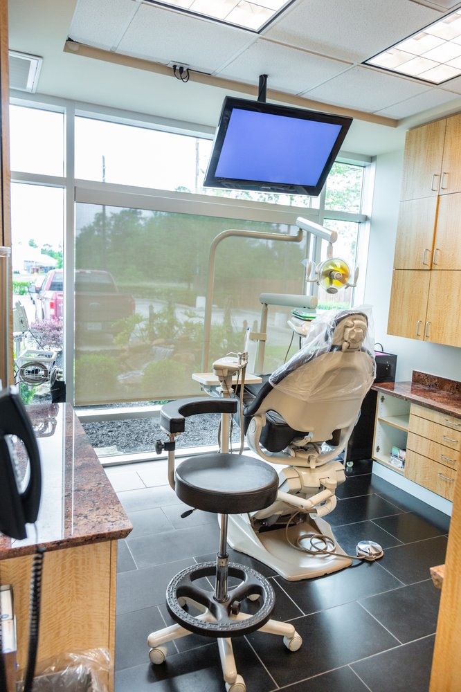 image of business Aesthetic Dentistry Associates