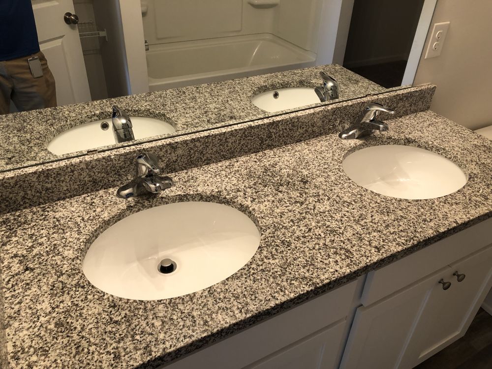 Refreshly Professional Cleaning Solutions