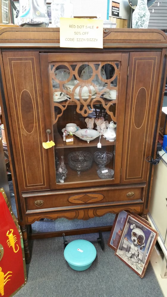 My Great Grandmother Had A Cabinet Just Like This I Have Never Seen Photo Of Memory Lane Antiques Collectibles Hagerstown Md United States My