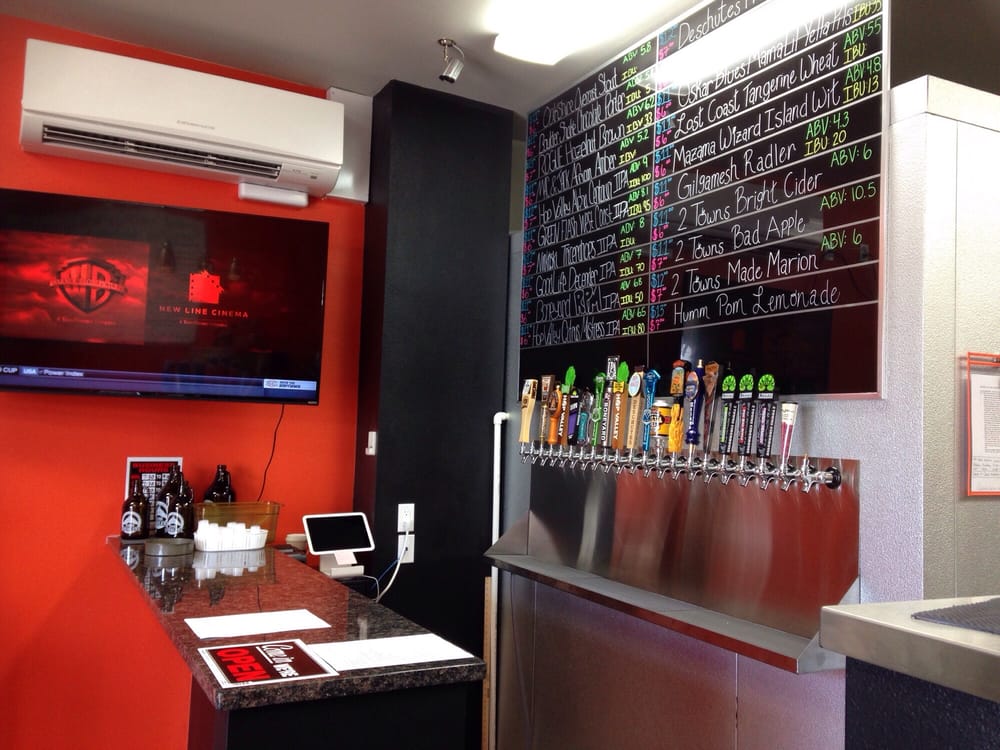 The Beaver Hut & Dam Growlers 13 Reviews Fast Food 108 NW 16th St