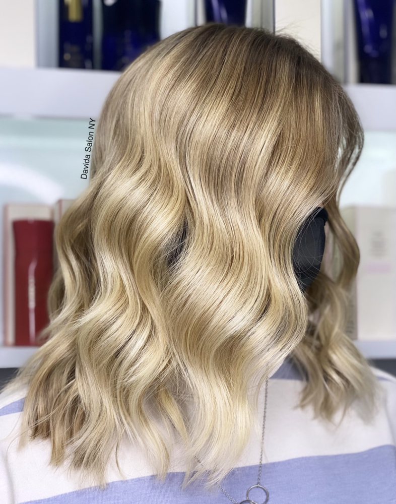 Davida Salon