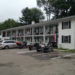Berry Pond Motel Closed Hotels 1040 Whittier Hwy Photo Of Berry Pond Motel Moultonborough Nh United States