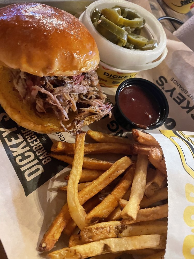 Dickey's Barbecue Pit