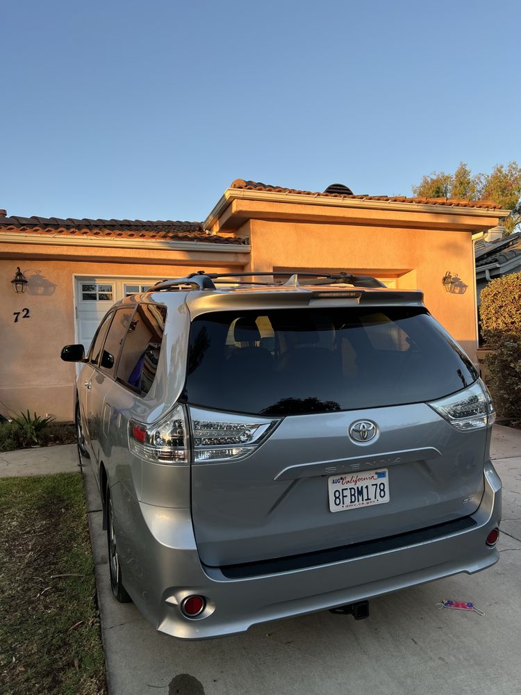 Dominick’s mobile car wash and detailing