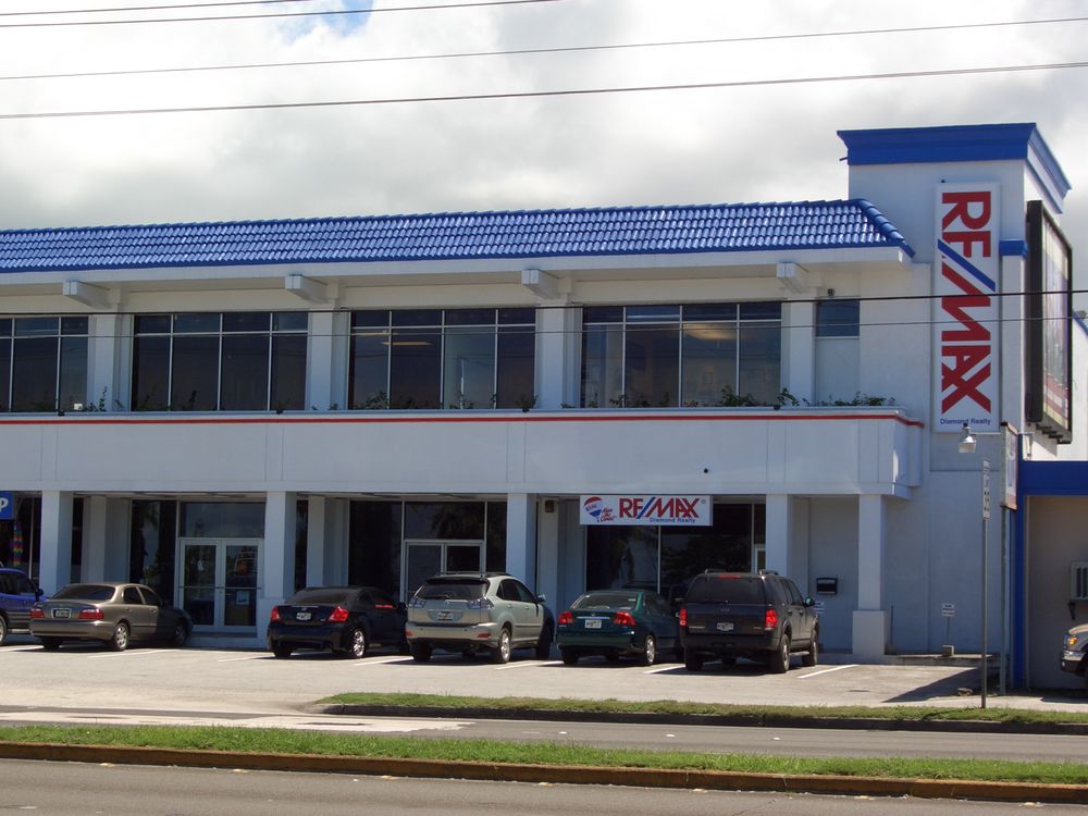 RE/MAX Diamond Realty Real Estate Services 238 E Marine Corps Dr