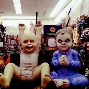 photo of spirit halloween superstore chicago il united states my 2 beautiful