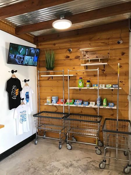 Hang N' Dry Laundromat
