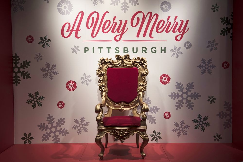 Kaufmann S Santa Chair Replica At A Very Merry Pittsburgh