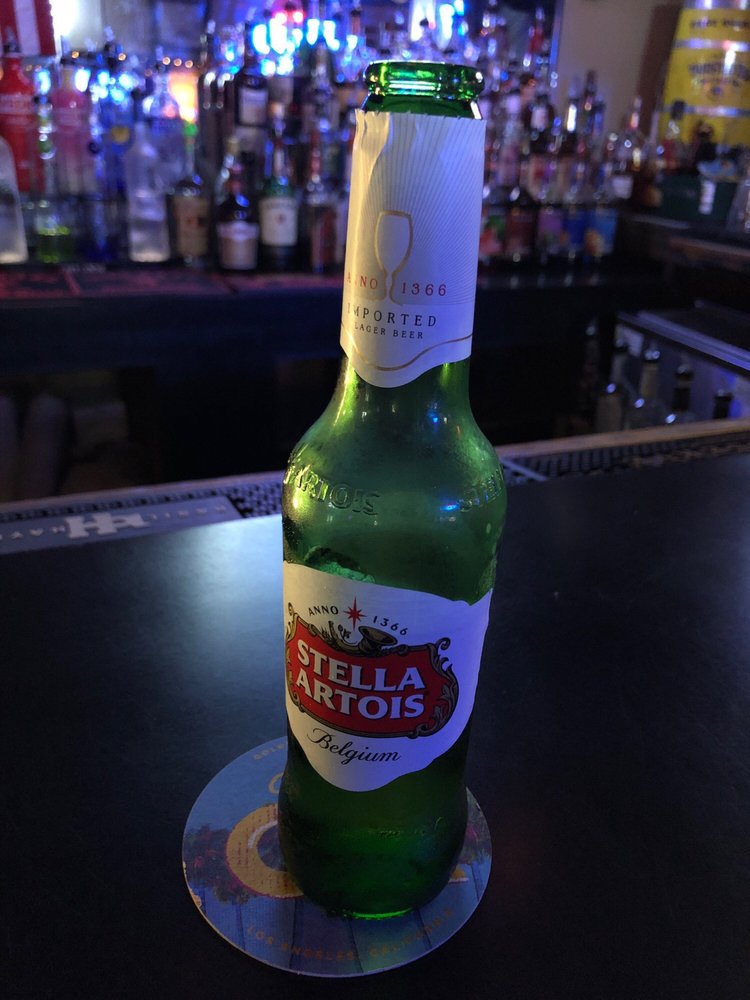 Hollys Pour House