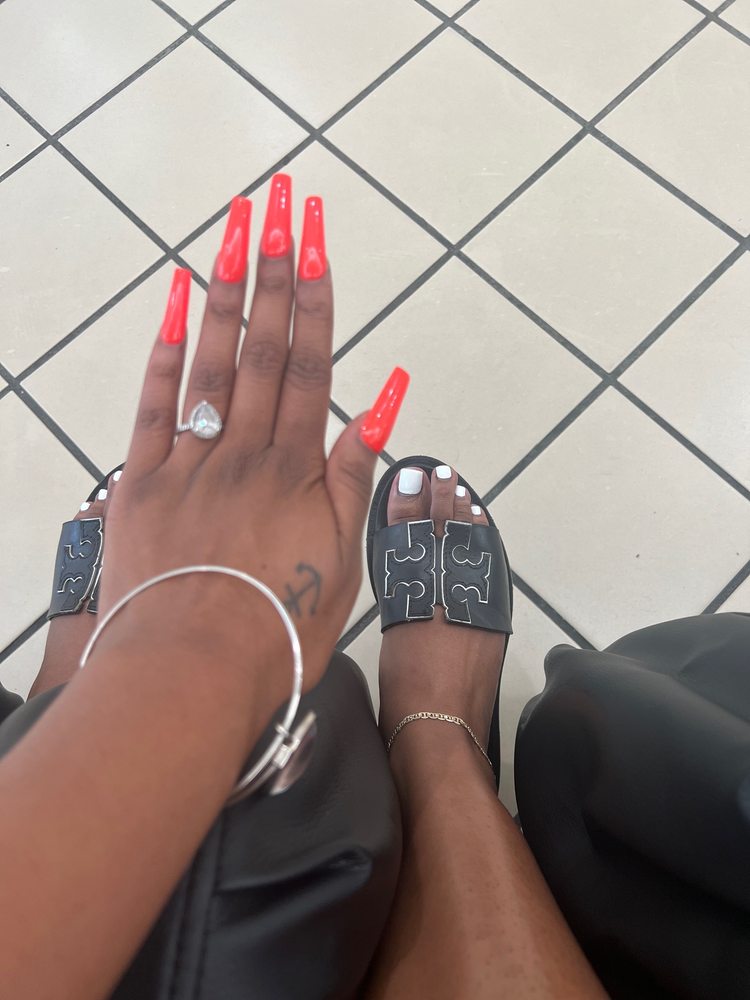 New York Nails & Spa