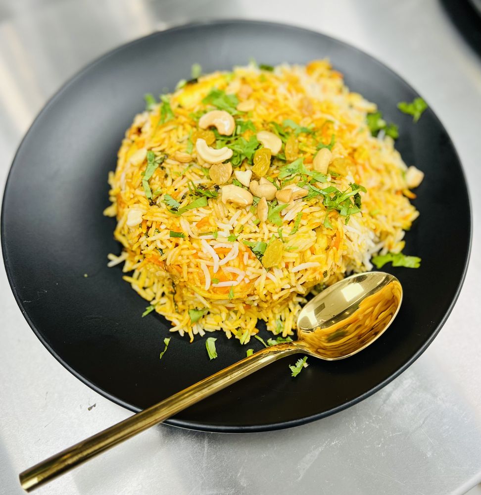 Golden Chariot Indian Restaurant