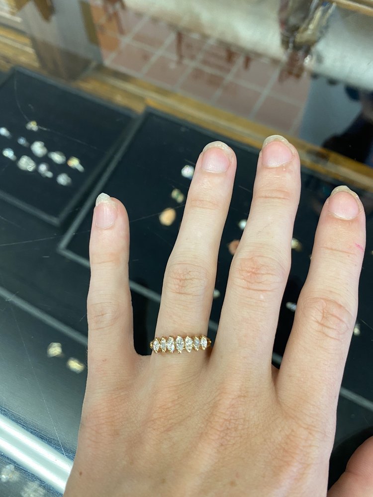 Mr B'S Jewelry And Pawn