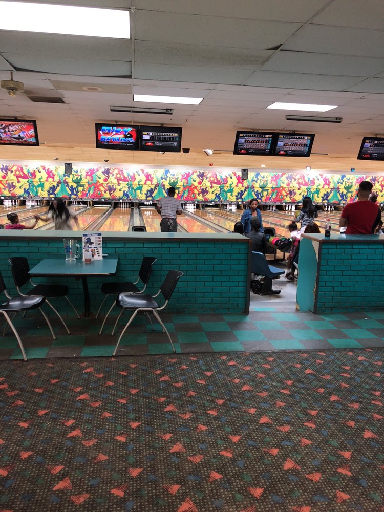 Royal Z Lanes 15 Photos Bowling 8512 Two Notch Rd, Columbia, SC