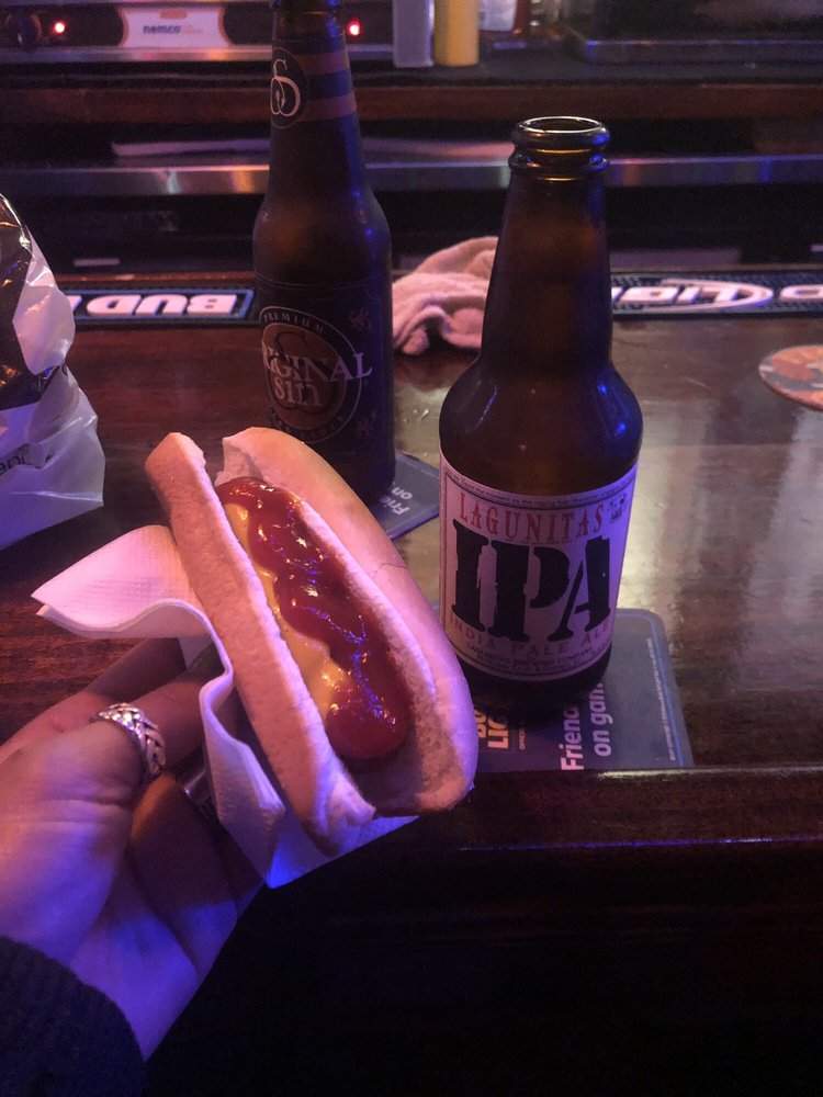 Rudy's Bar & Grill