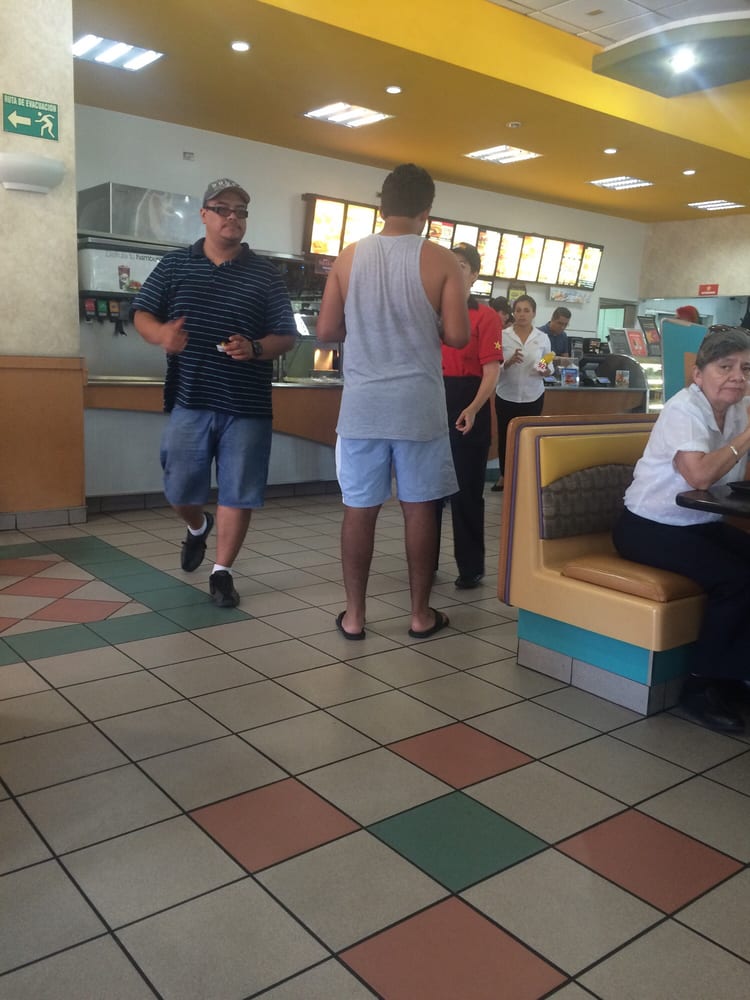 Carl's Jr