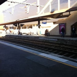 Gare de Saint-Raphaël-Valescure - Train Stations - 123 rue Waldeck ...
