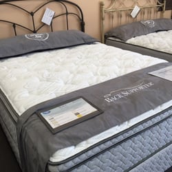 Mattress Xpress 91 Photos 10 Reviews Mattresses 425 S Photo Of Mattress Xpress Palm Springs Ca United States