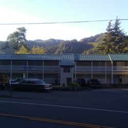 Umpqua River Inn Suites 12 Photos Hotels 45209 State Hwy 38 Photo Of Umpqua River Inn Suites Reedsport Or United States