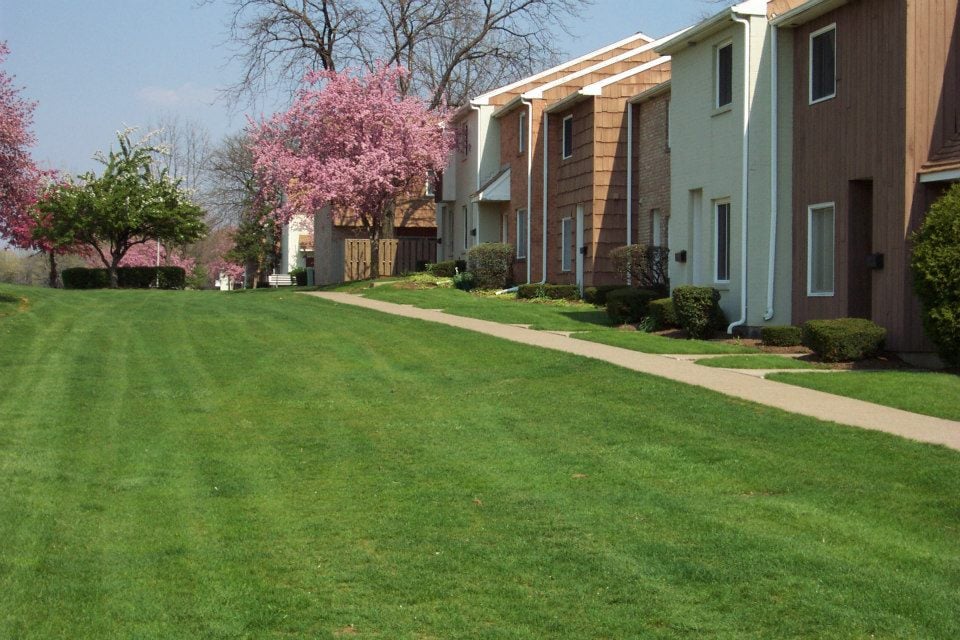 Briarcrest Gardens Apartments 999 Briarcrest Dr, Hershey, PA