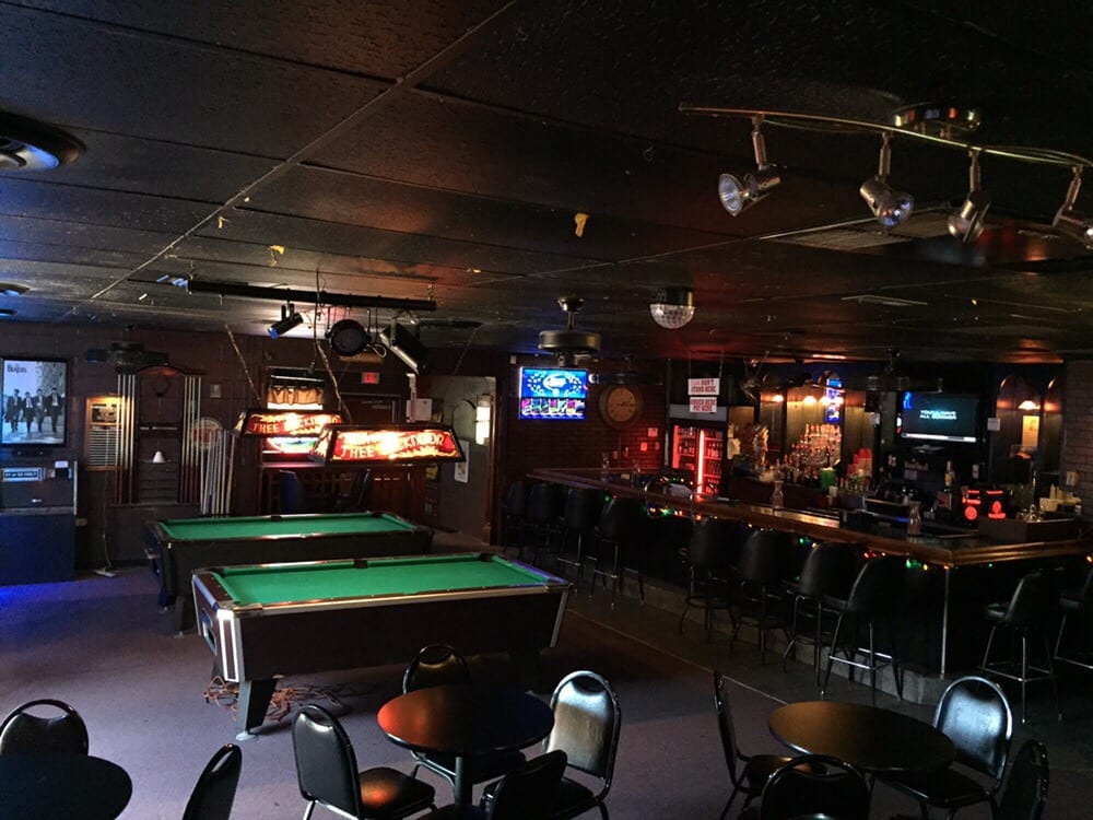 Thee Backdoor Sports and Spirits