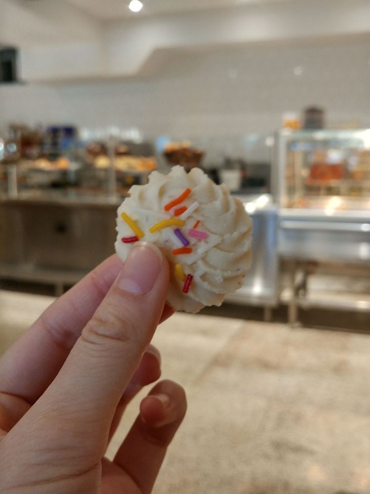Tre Mari Bakery