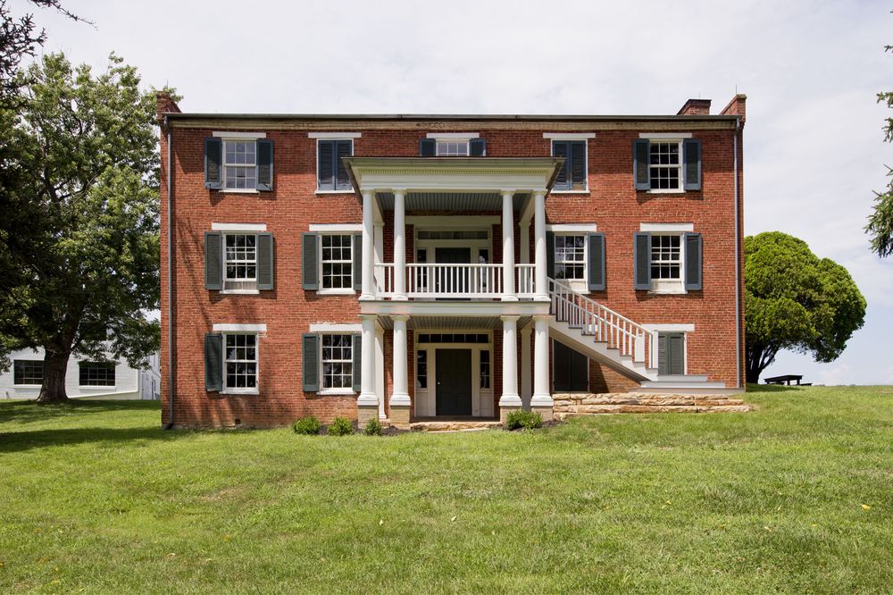 Vintage Renovation and Construction
