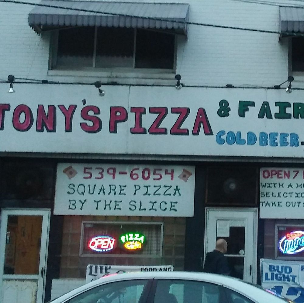 Fairfield Ave Lounge and Tony's Pizza