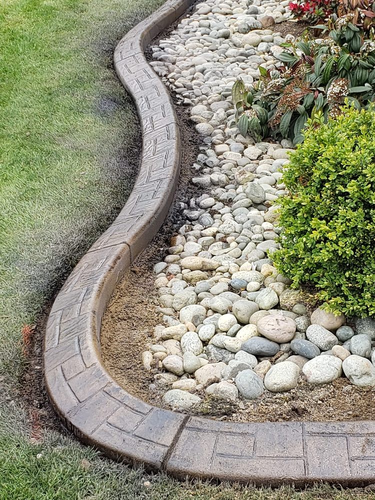 Complete Landscape Edging