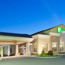 Holiday Inn Express Woodstock Shenandoah Valley 40 Photos 30 Photo Of Holiday Inn Express Woodstock Shenandoah Valley Va United States