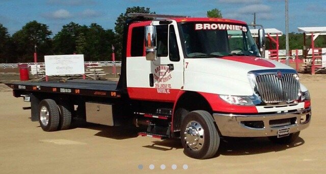 Brownie's 24 Hour Towing Service