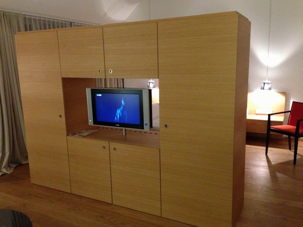 Raumteiler Mit Flat Tv Drehbar Yelp Photo Of Steigenberger Hotel And Spa Krems Niederösterreich Austria Raumteiler Mit