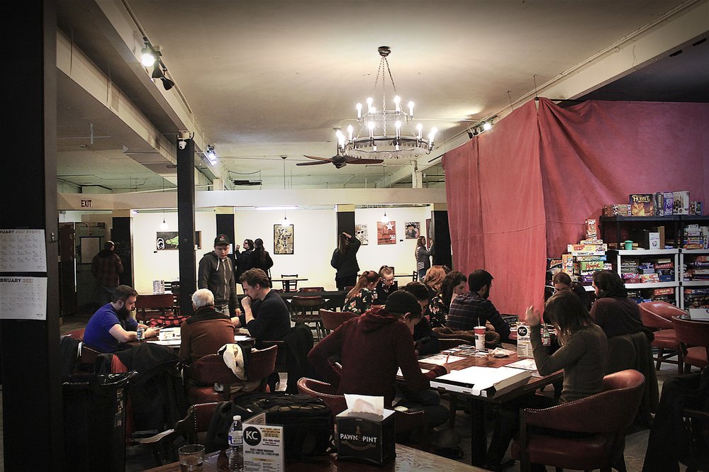 Pawn and Pint 68 Photos & 57 Reviews Eatertainment 613 Walnut St