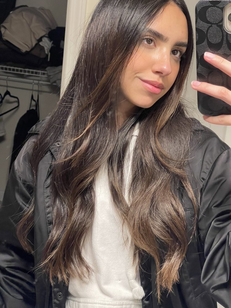 HŪE Salon Ballantyne