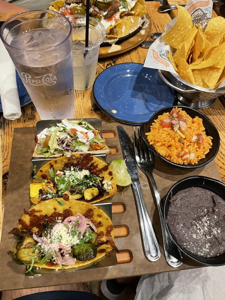 Que Onda - Plaza Midwood