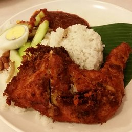 nasi lemak ayam goreng 10.40rm
