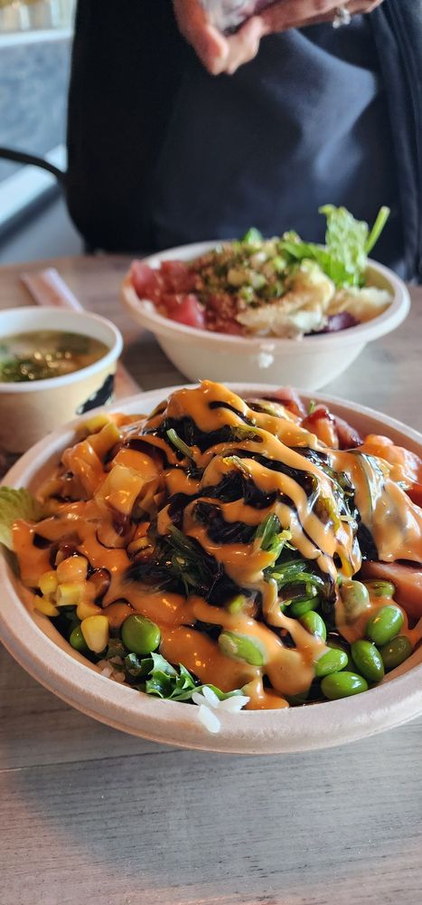 Yum Sushi Burrito & Poke