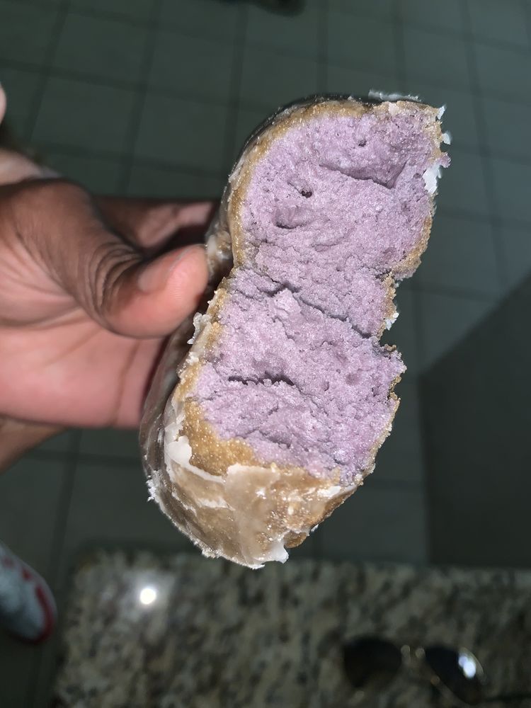 Momo's Donuts