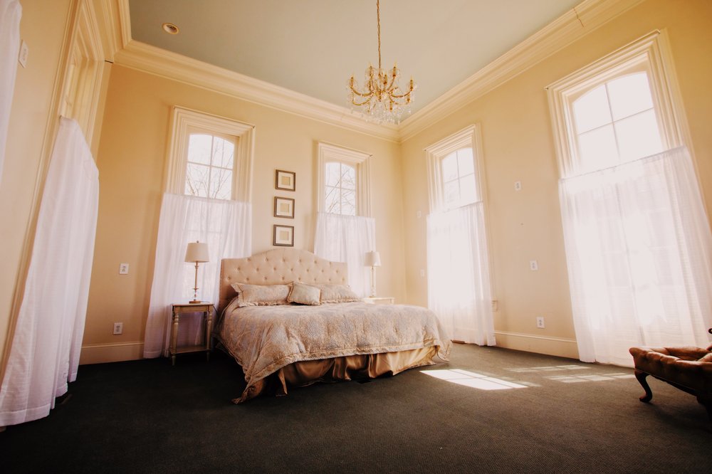 East Ivy Mansion