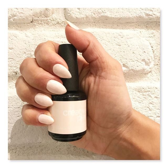 LUX Bar à Ongles & Esthétique