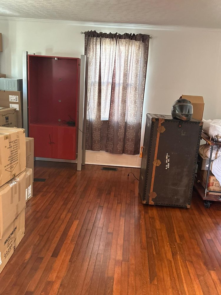 Strong HouseHold Movers